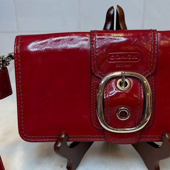 Coach Bleeker Patent Leather Buckle Wallet Clutch Bag - Picture 2 of 16
